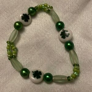 Lucky Handmade Jewelry Stretch Bracelet w Clover Beads & New & Upcycled Neads